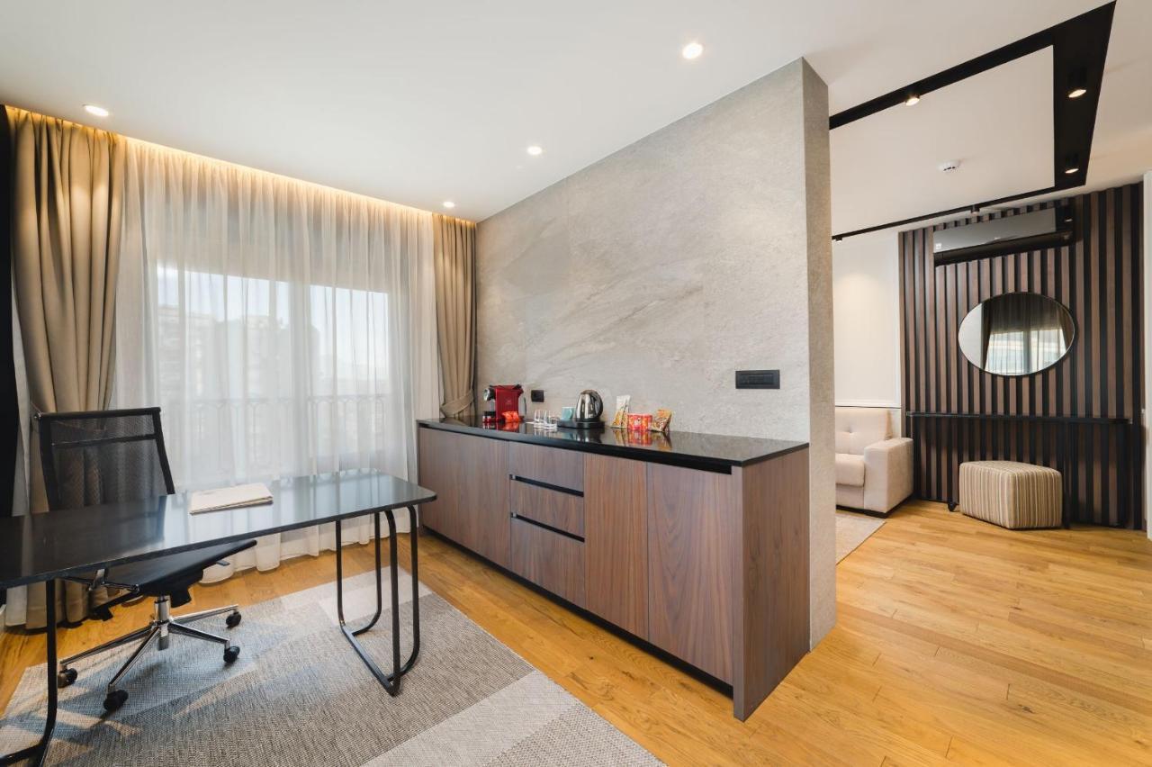 Signum Hotel Ποντγορίτσα Εξωτερικό φωτογραφία